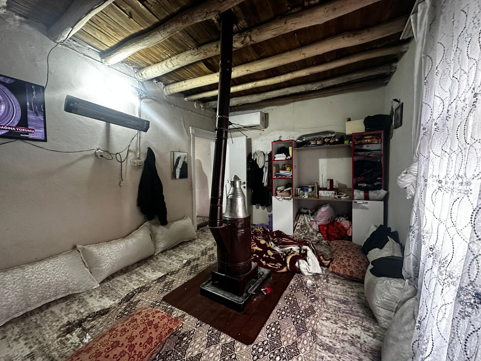 Sirnakta Sadece Kapilari Degil Gonulleri De Araliyorlar (4)