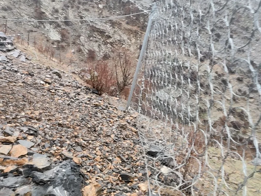 Uludere'de Kaya Düştü, Sensör Gördü, Felaket Önlendi!