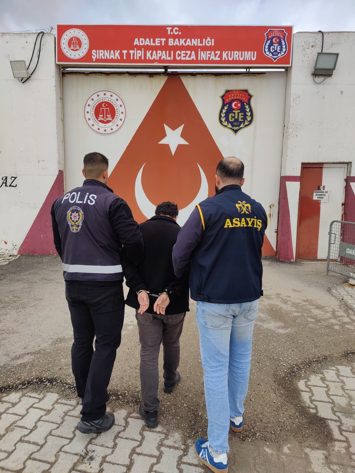 Şırnak’ta Zehir Tacirlerine Darbe, 142 Kilo Ele Geçirildi