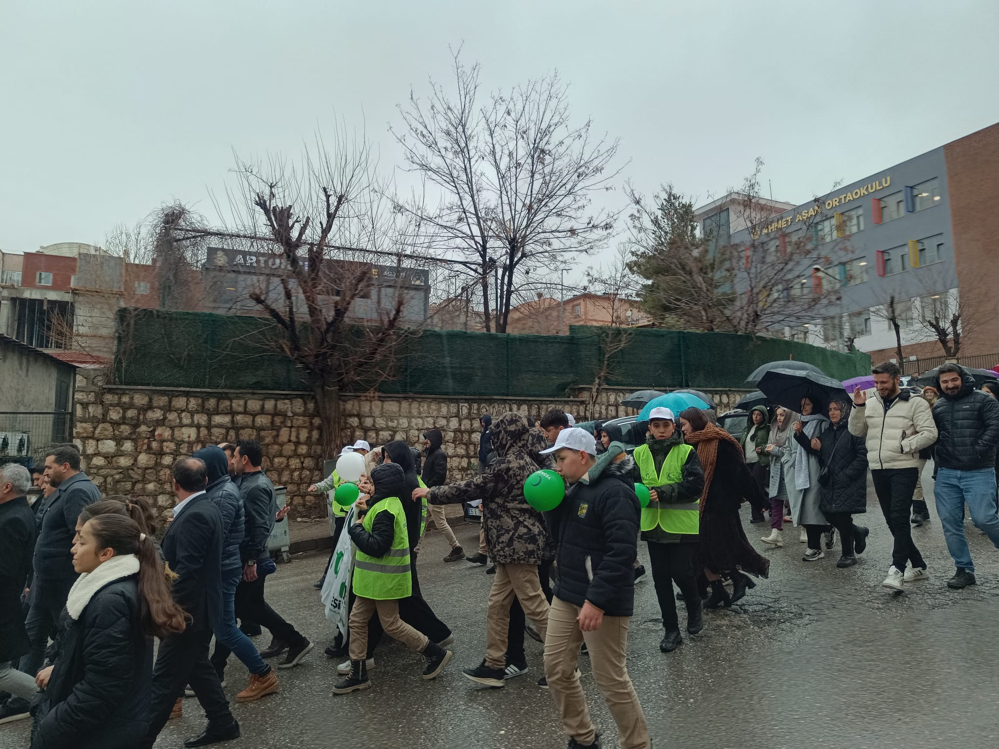 yürüyüş yeşilay-2