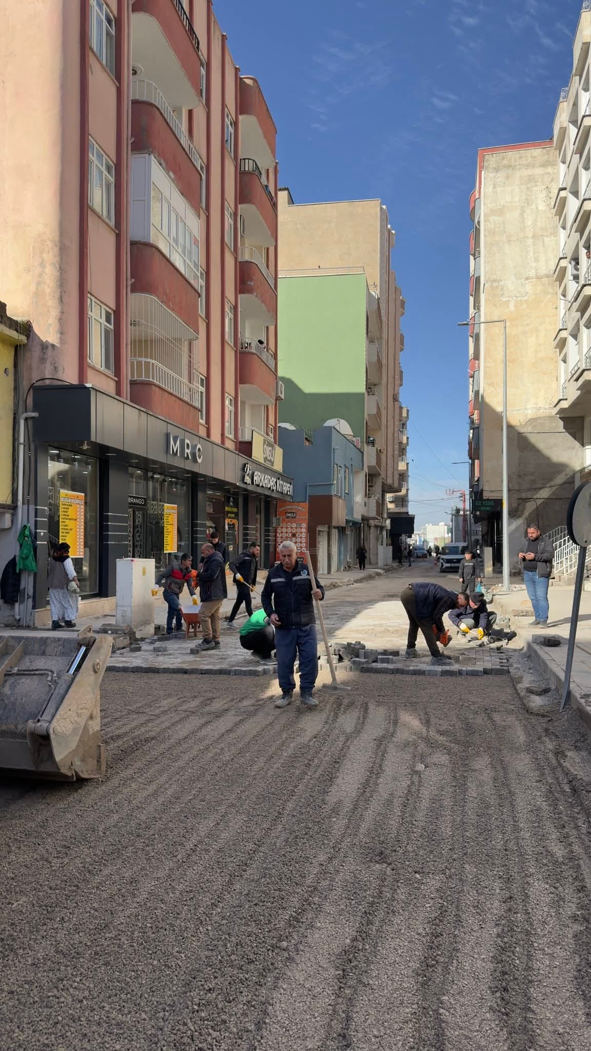 ÇAMURLU YOL SİLOİ