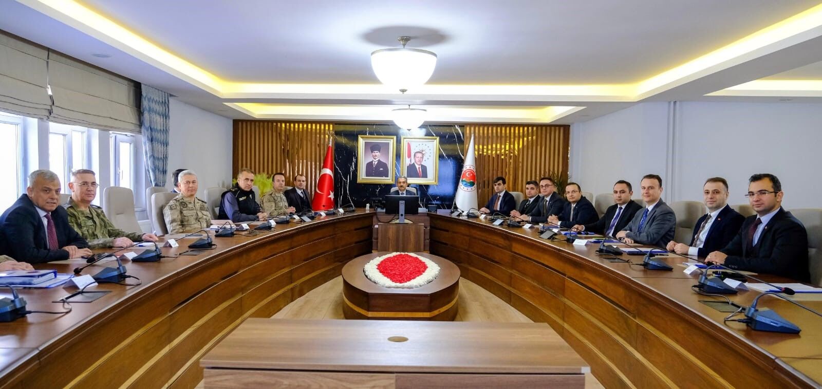 Şırnak’ta Organize Çete Çökertildi, 8 Tutuklama