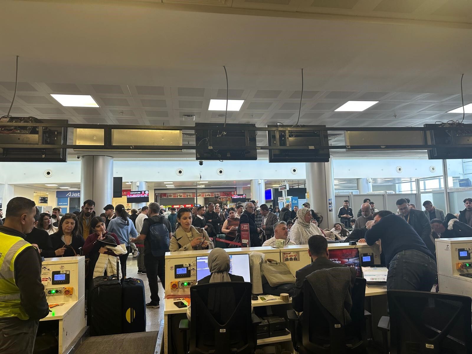 Şırnak Havalimanı Tarihi Bir Güne Tanıklık Etti