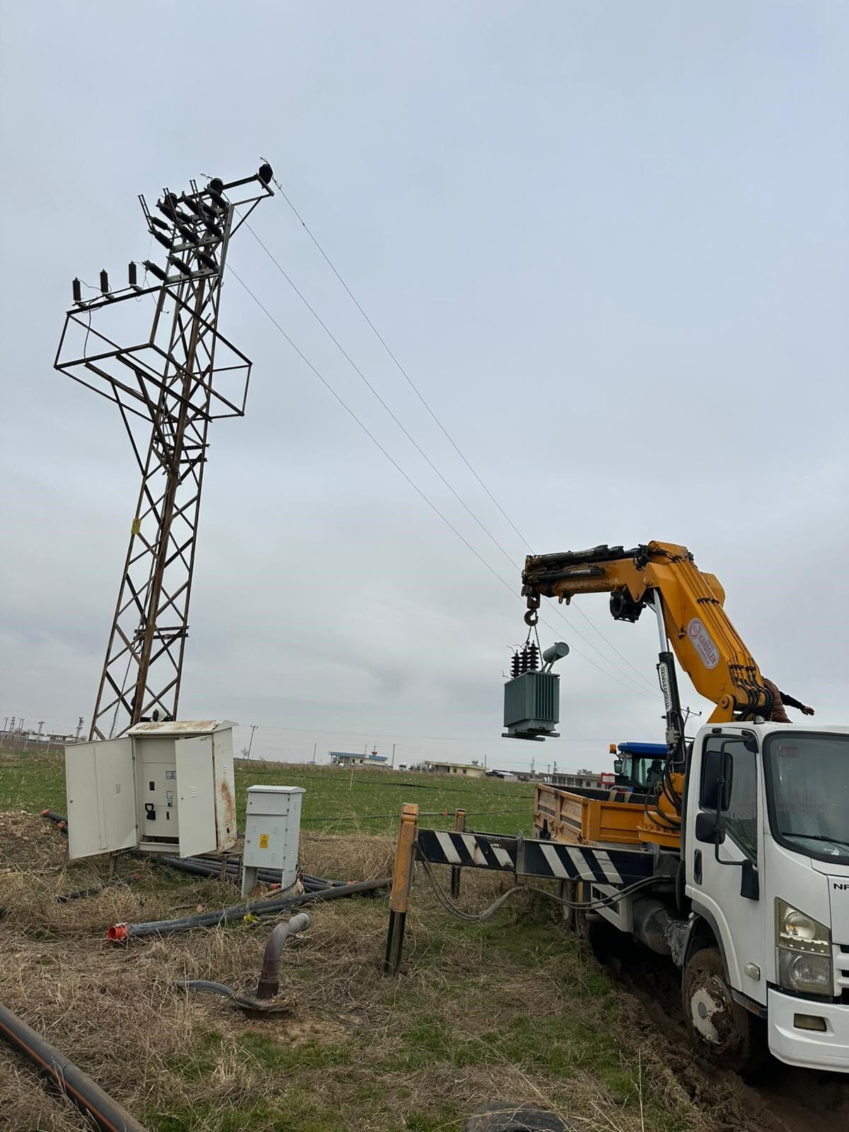 Dicle Elektrik kaçak trafoya el koydu