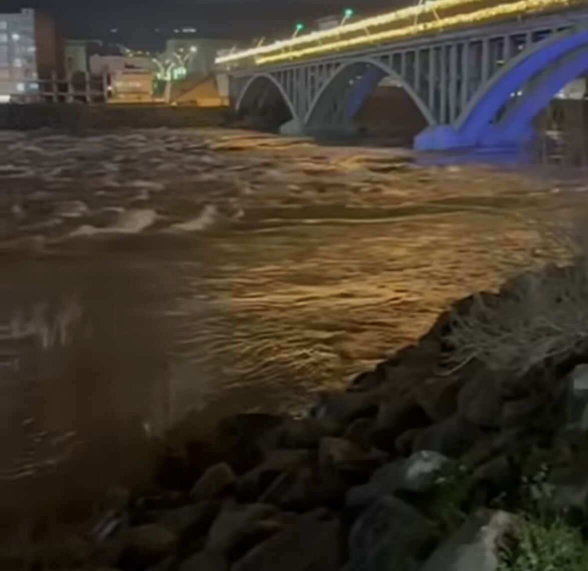 Cizre’de Dalış Alanları Sular Altında Kaldı