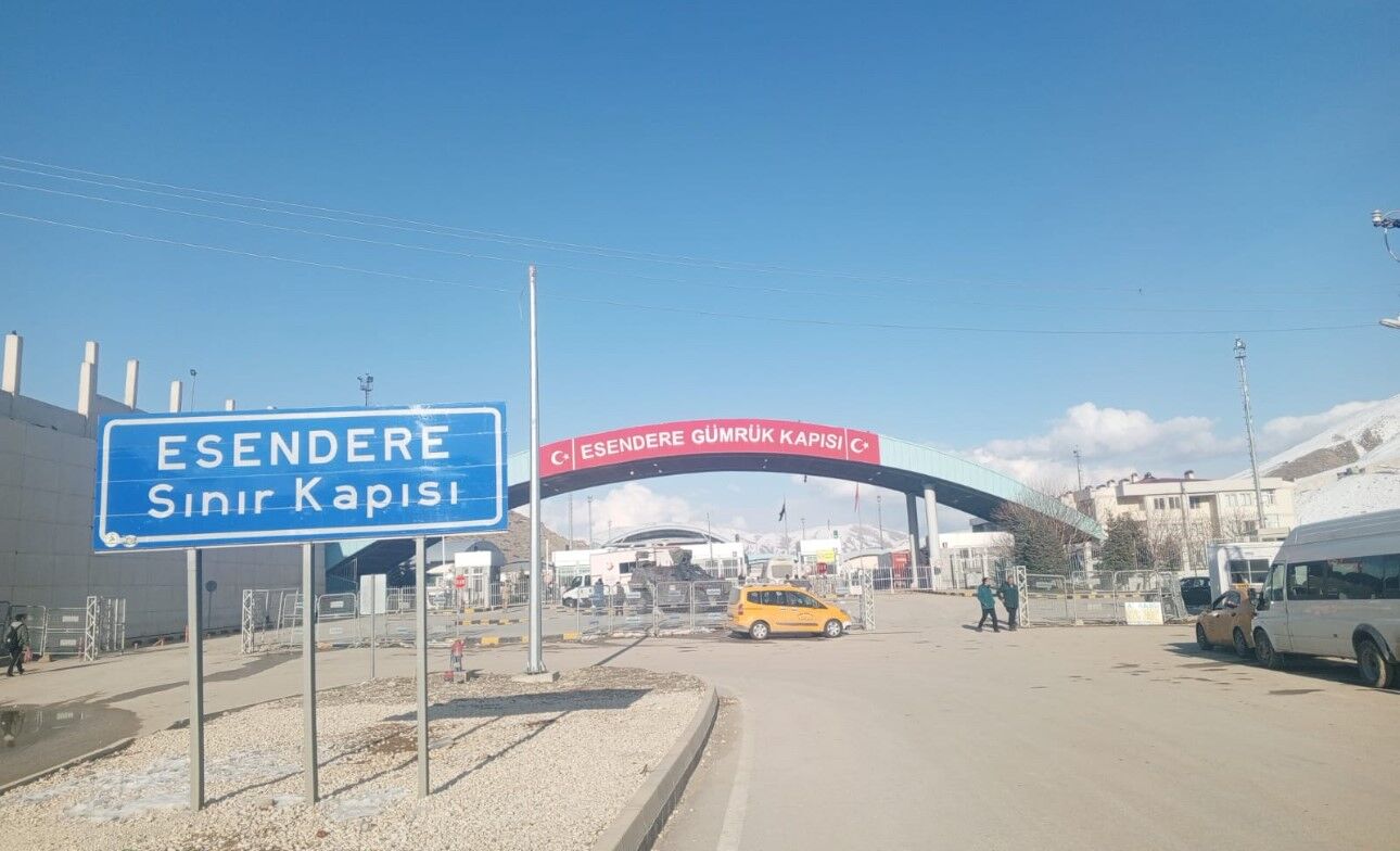 Sinir Kapisinda Gecislere Kisitlama Getirildi (3)