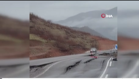 Yeni yapılan sınır yolu çökmeye başladı