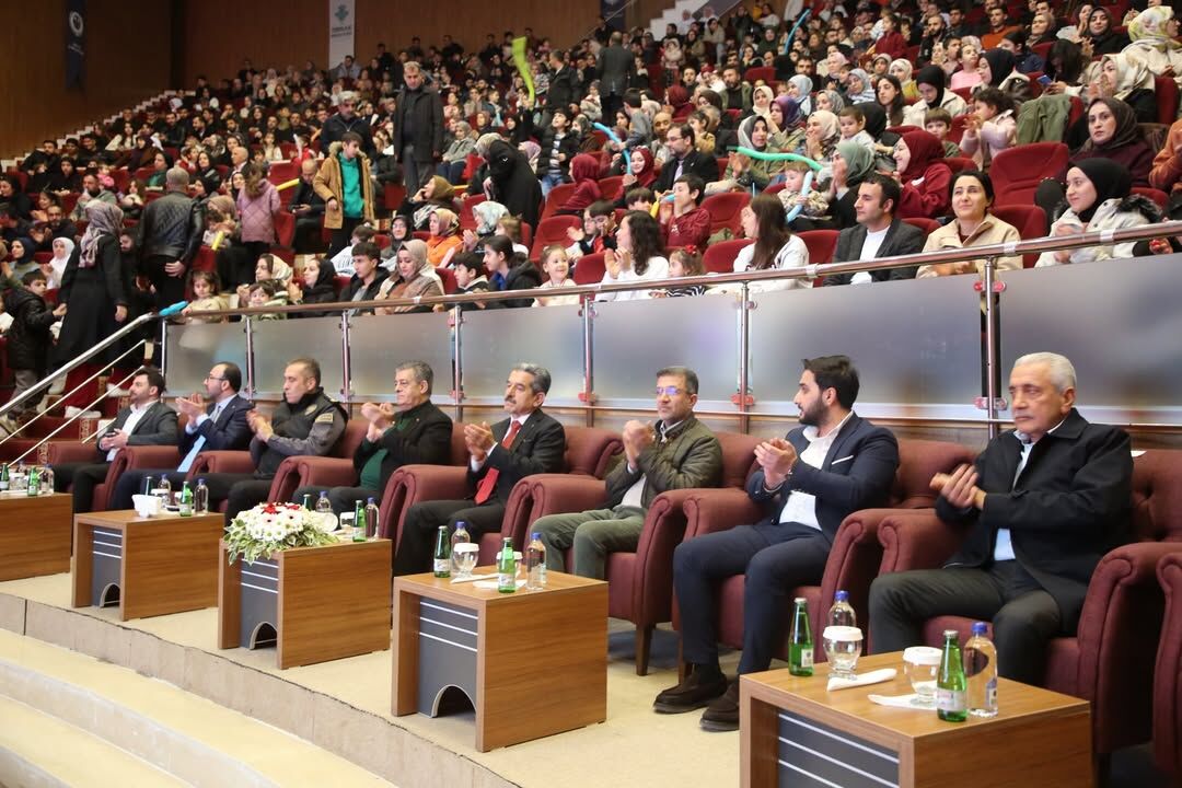 Şırnak Belediyesi Olarak Ramazan Ayının Birlik, Kardeşlik Ve Manevi Atmosferini Hep Birlikte Yaş (2)