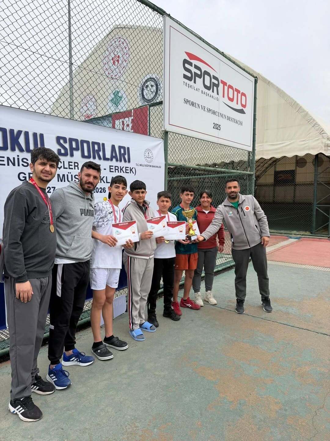 Tenis Gençler şırnak