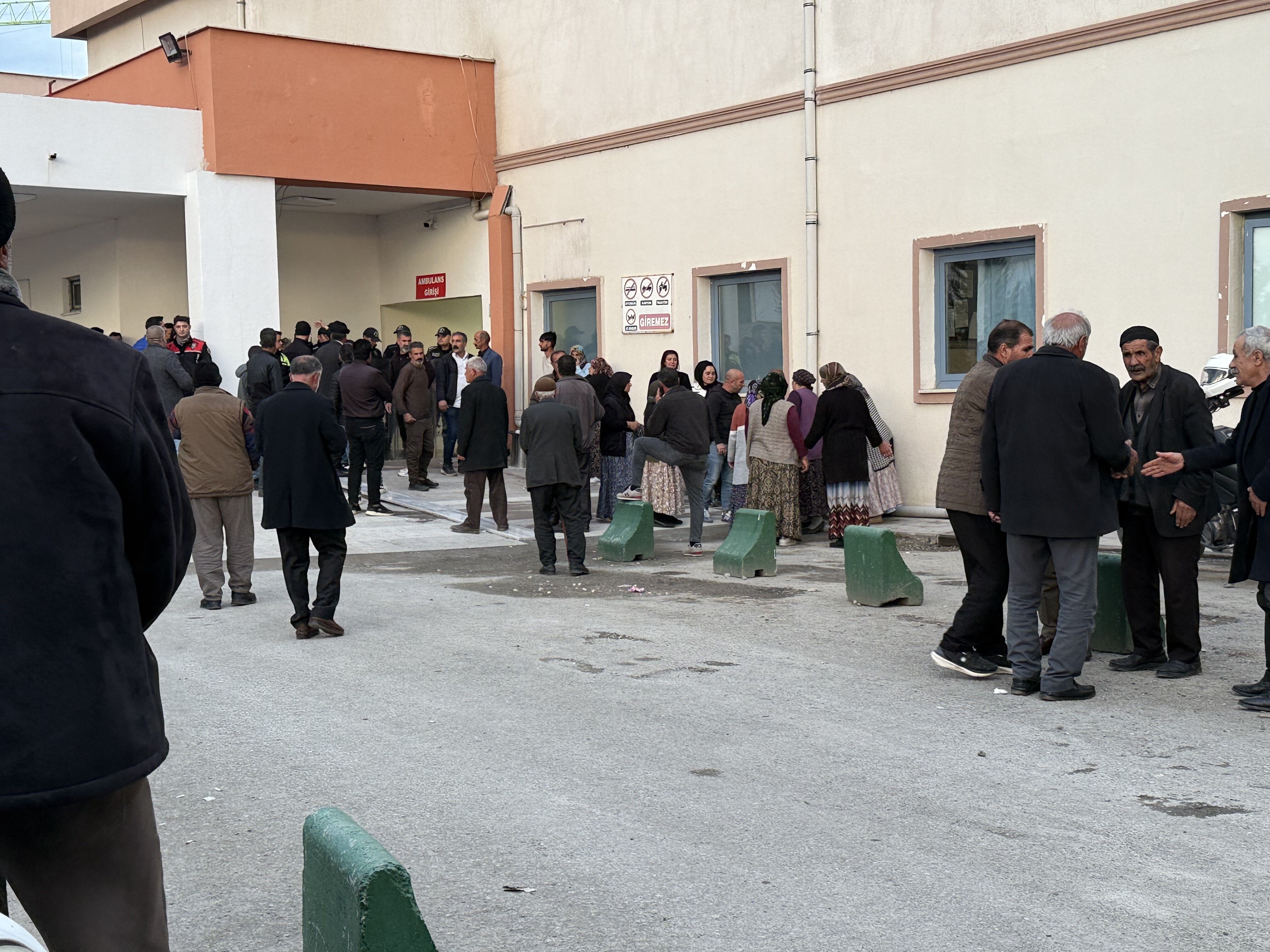 İki aile arasında silahlı kavga: 2 ölü, 6 yaralı