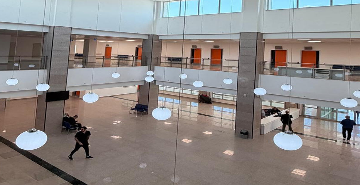 Di̇ş Hastanesi̇ 2