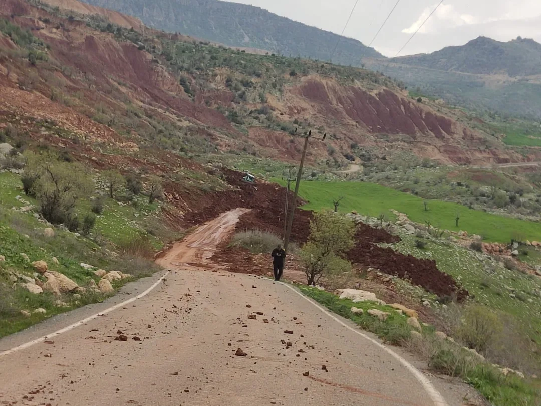 Şırnak’ta Heyelan Nedeniyle Yol Tekrar Kapandı