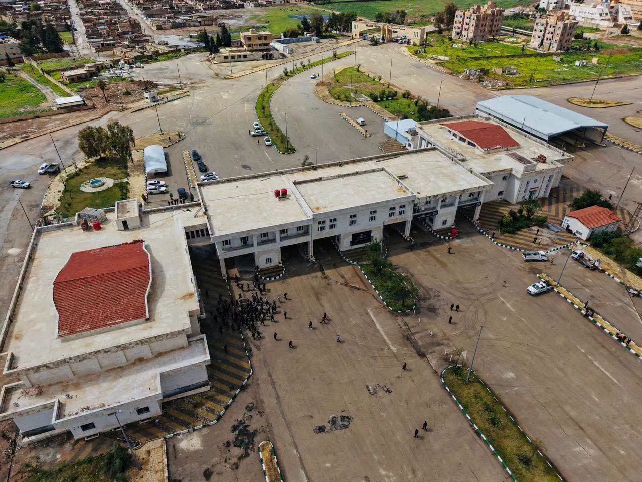 Sınır kapısı 13 yıl sonra yeniden açıldı