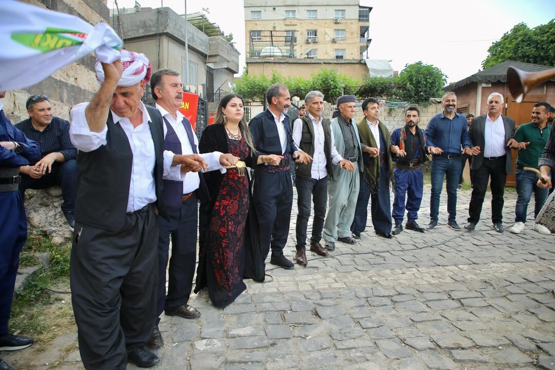 12. Mihrîcana Ziman, Çand Û Hunerê Ya Cizîrê Dest Pê Kir!15Ê Gulanê Cejna Zimanê Kurdî Bi Meşa (2)