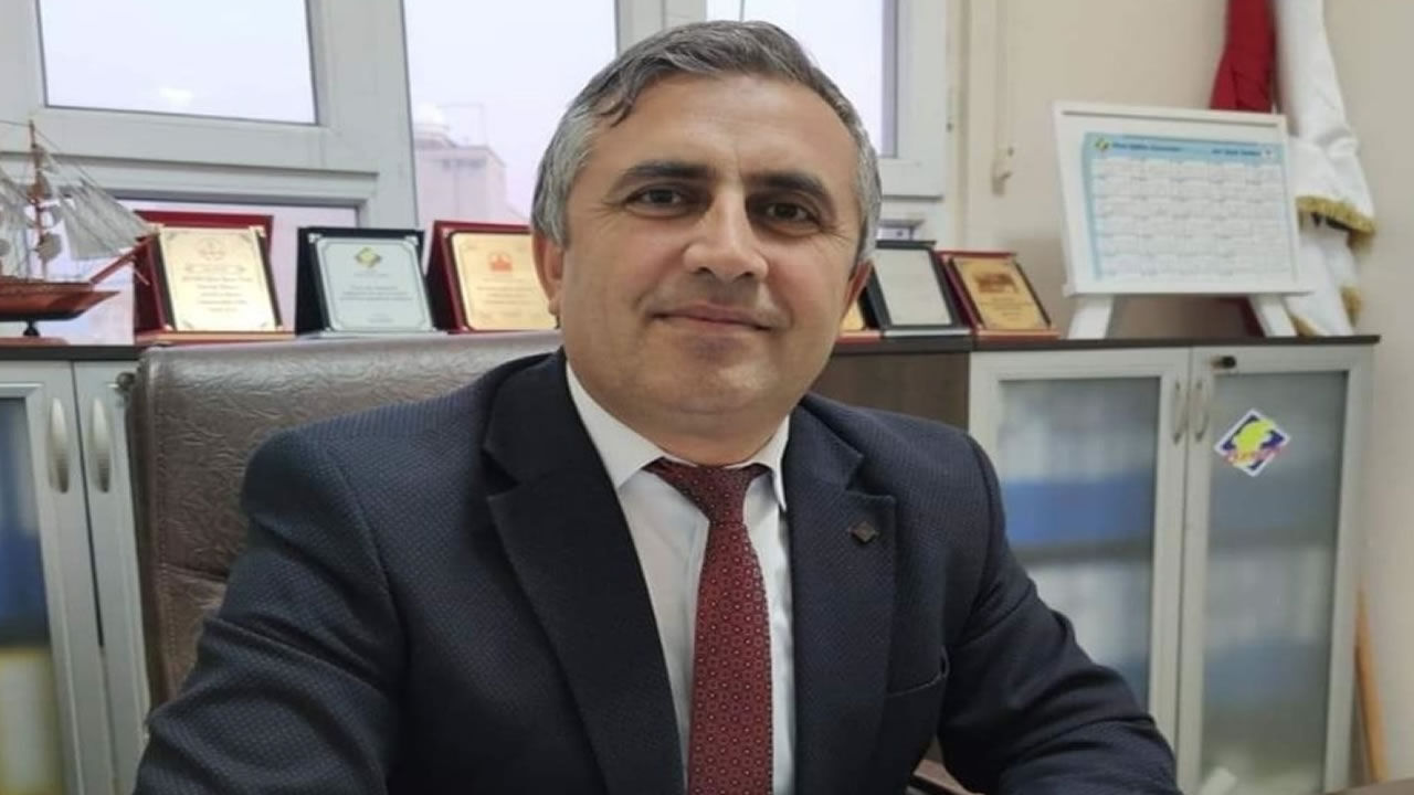 A Y T I Ş