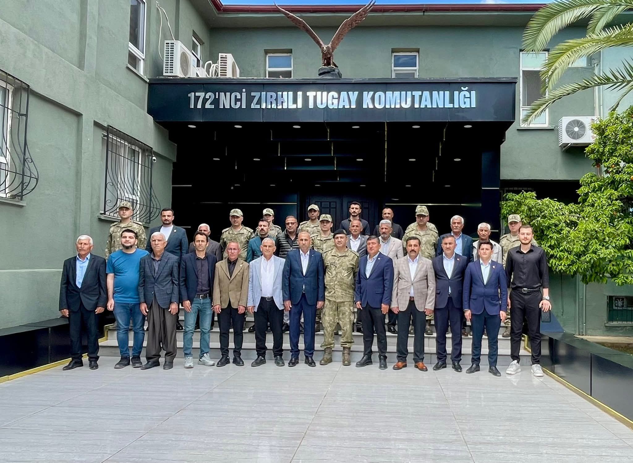 Gazi ve şehit aileleri onuruna anlamlı buluşma