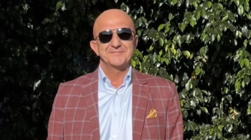 Bakan Kardeşi