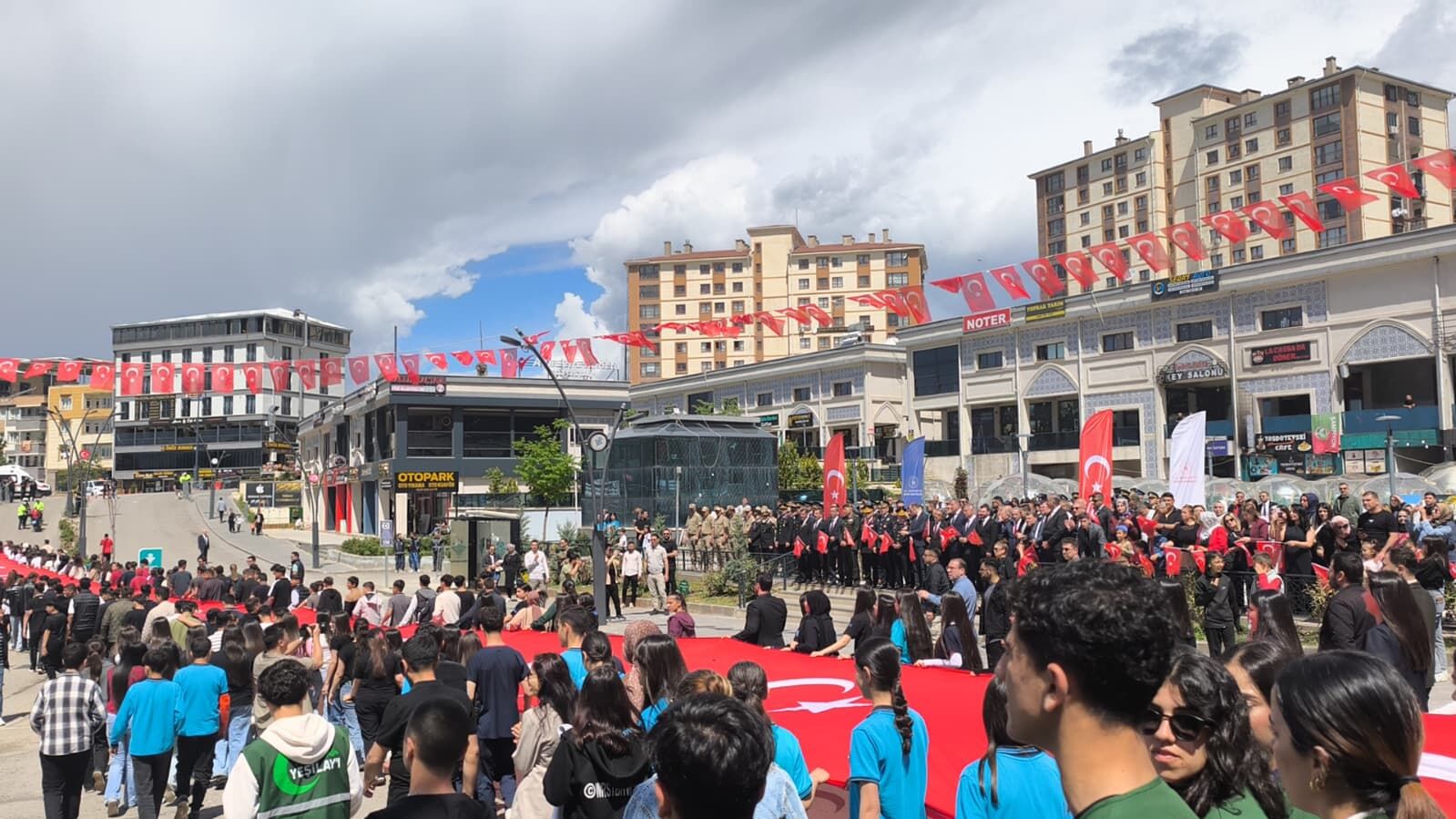 Bayrak Yürüyüşü (5)