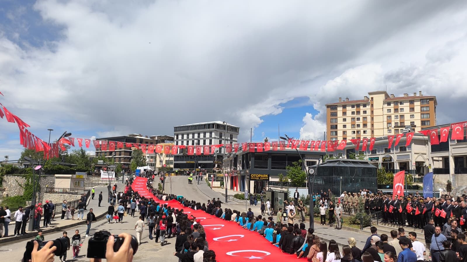 Bayrak Yürüyüşü (6)