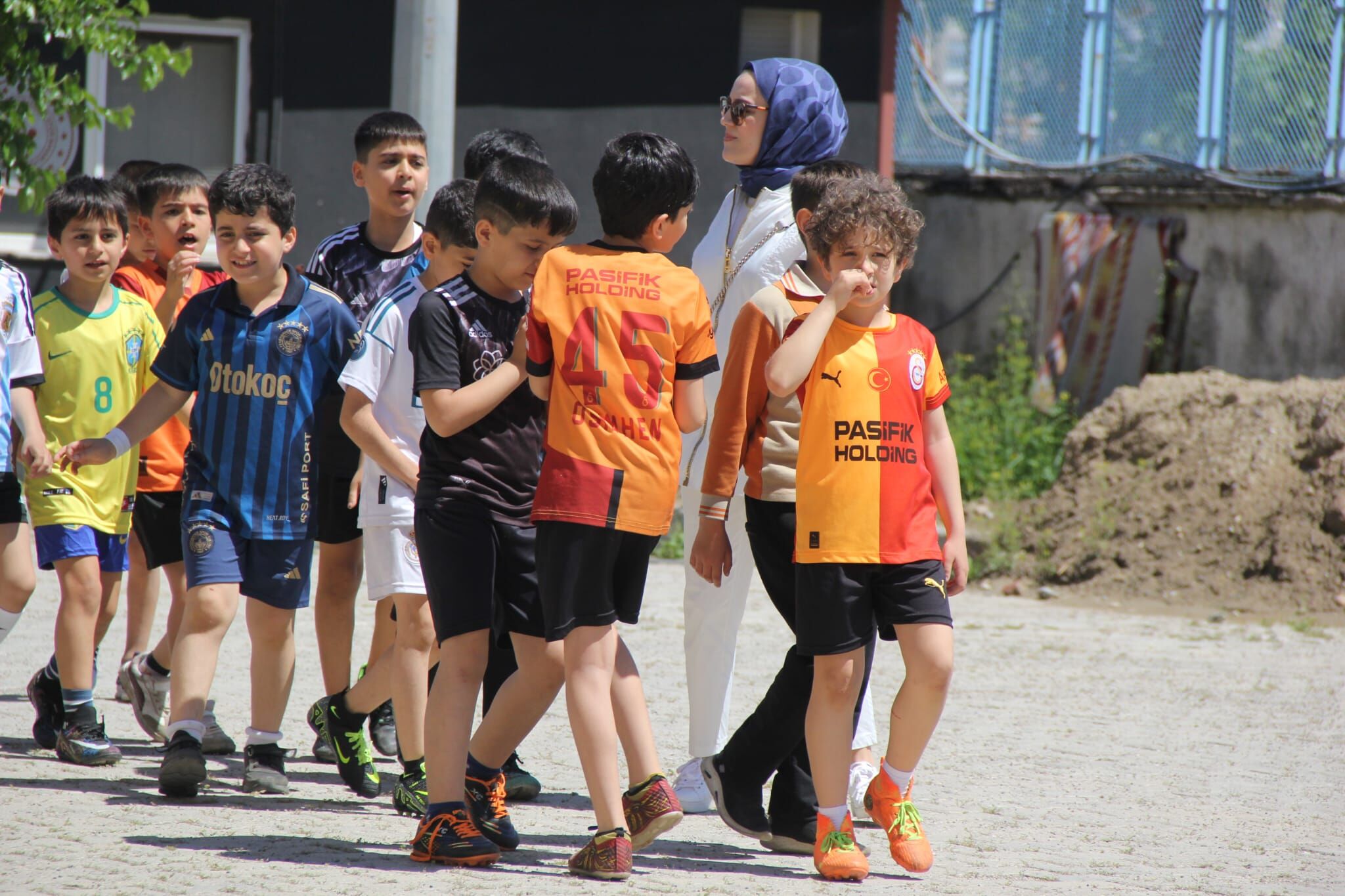 Spor-8