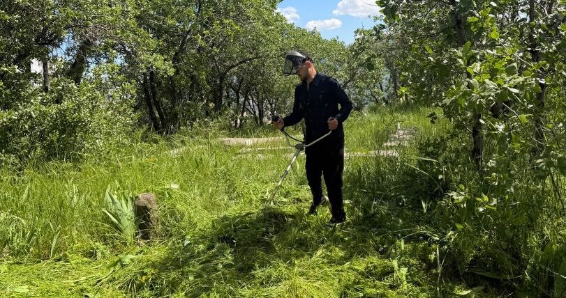 Park Ve Bahçeler Müdürlüğümüz, Yaklaşan Kurban Bayramı Öncesinde Vatandaşlarımızın Kabir Ziyaret (3)