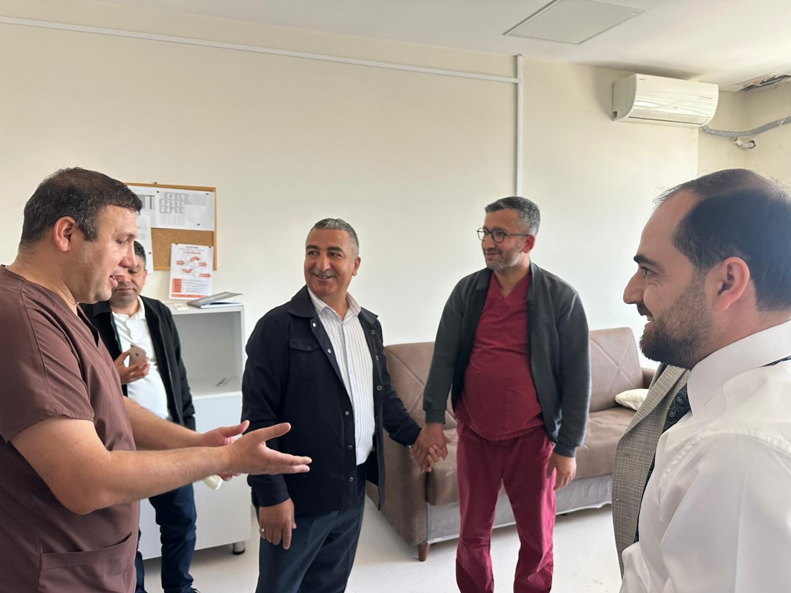 Sağlik Sen Bayrm Zi̇yareti̇ (10)