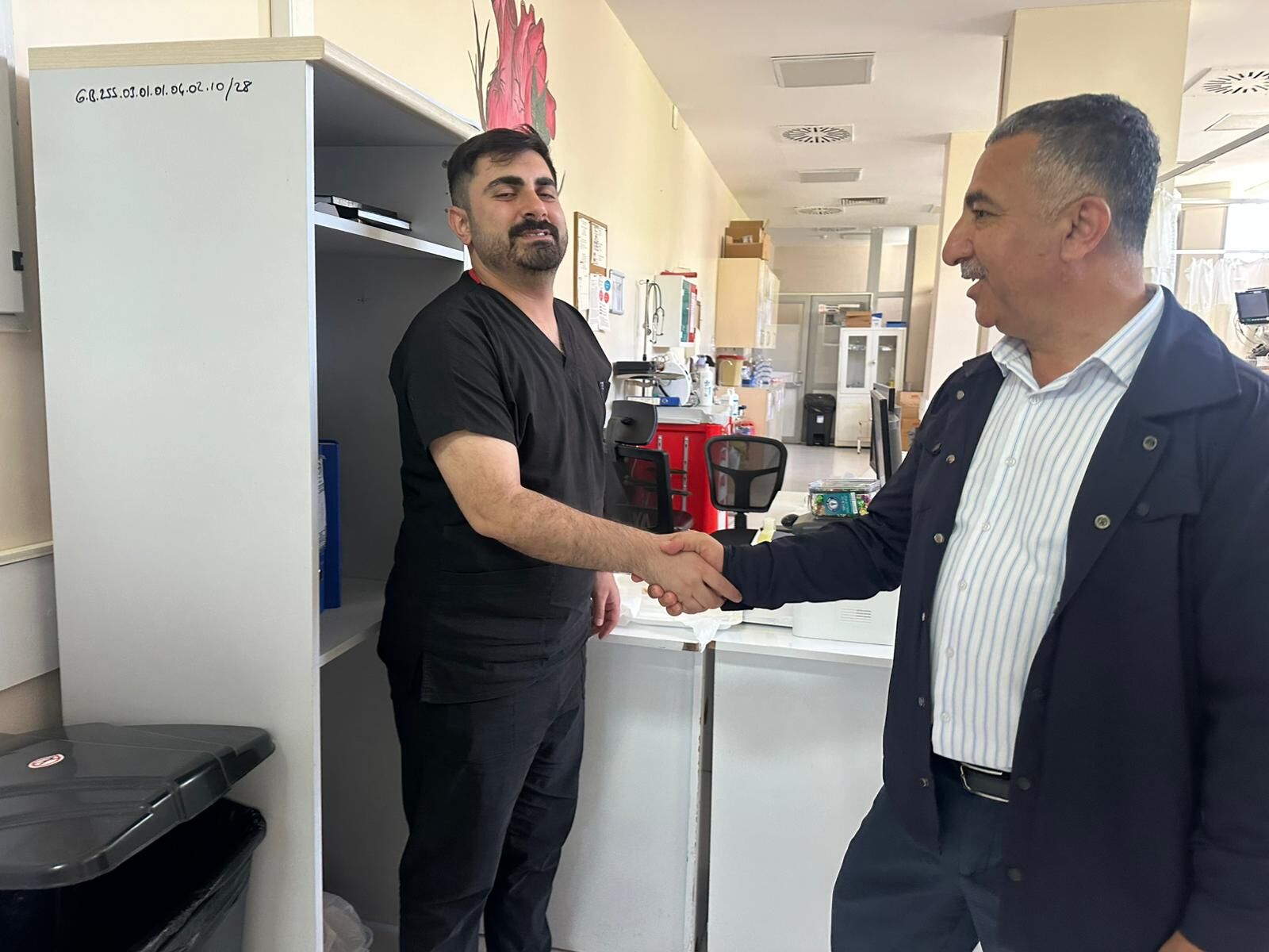 Sağlik Sen Bayrm Zi̇yareti̇ (2)
