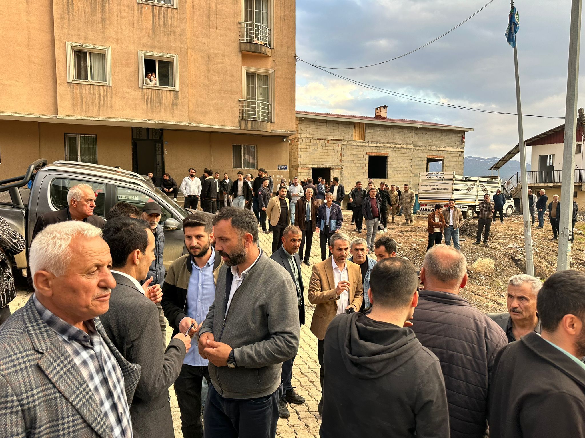 Taşkin Ri̇ski̇ne Karşi Evler Tahli̇ye (4)