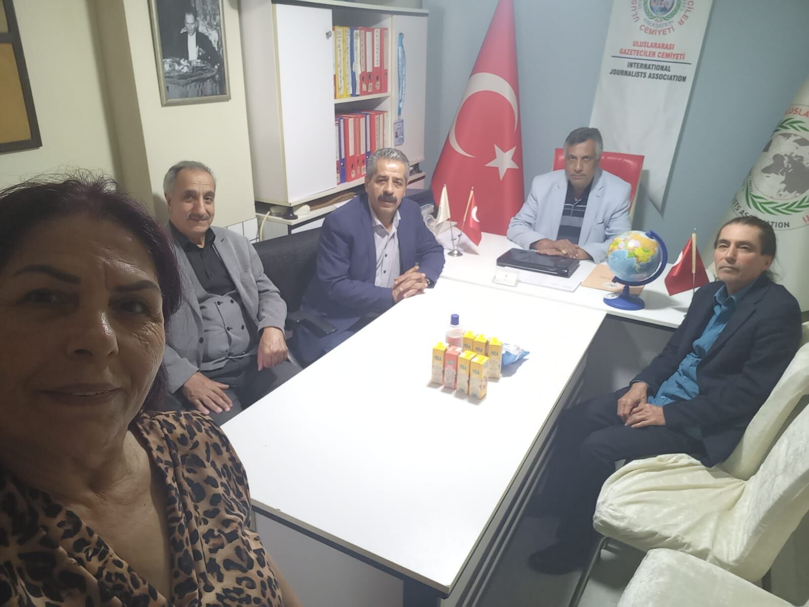 köşe yazarı-1