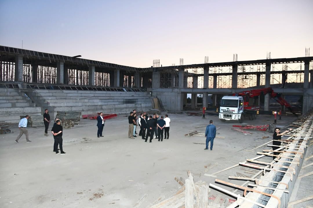 📍 1500 Kişilik Kapalı Spor Salonu İnşaat Alanıvali Yardımcımız Ve İl Özel İdaresi Genel Sekrete (1)