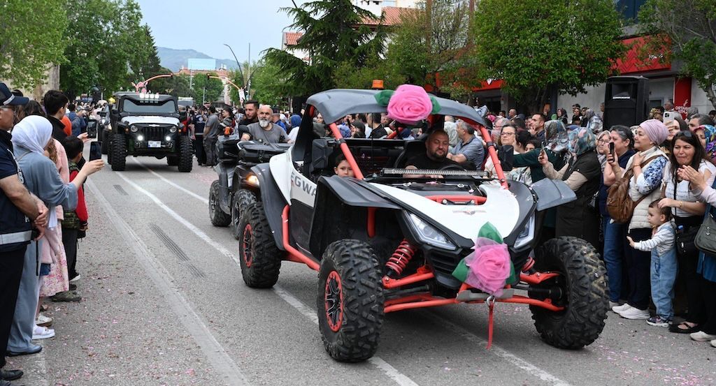 Festi̇vall Sonn (2)