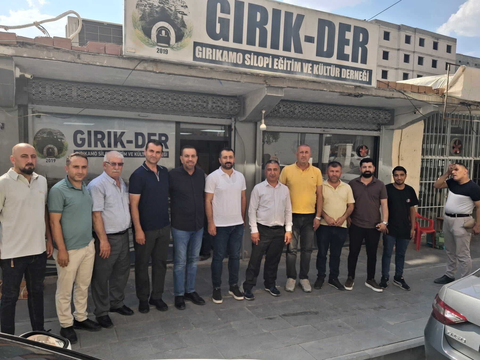 Gi̇ri̇k Der (2)