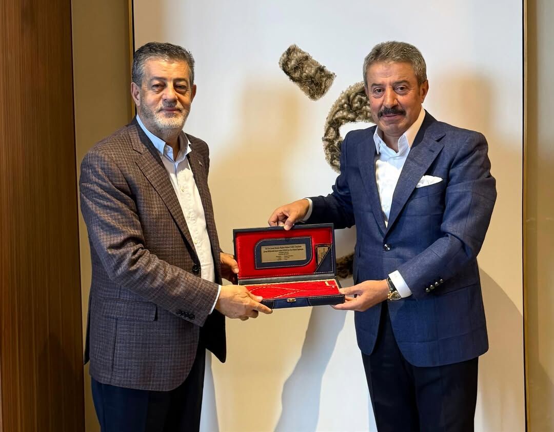 Hac Farizasını Eda Ederek Haremeyn I Şerifeyn’in Rahmet Ve Bereket Ikliminden Dönen Belediye Baş (1)