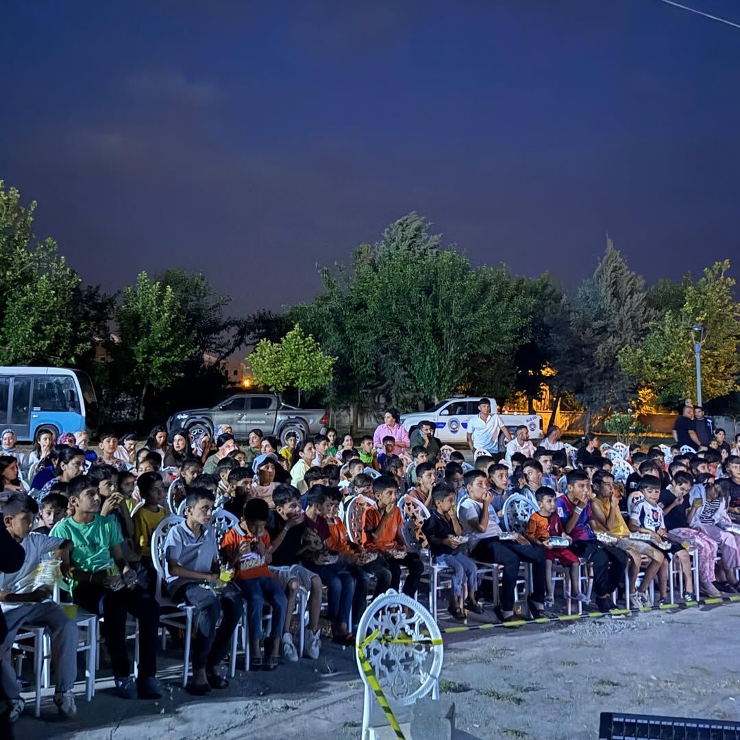 Kizir Parkı’nda Gerçekleştirdiğimiz Çocuklar İçin Film Gösteriminde Çocuklarımız Ve Ailelerimizl