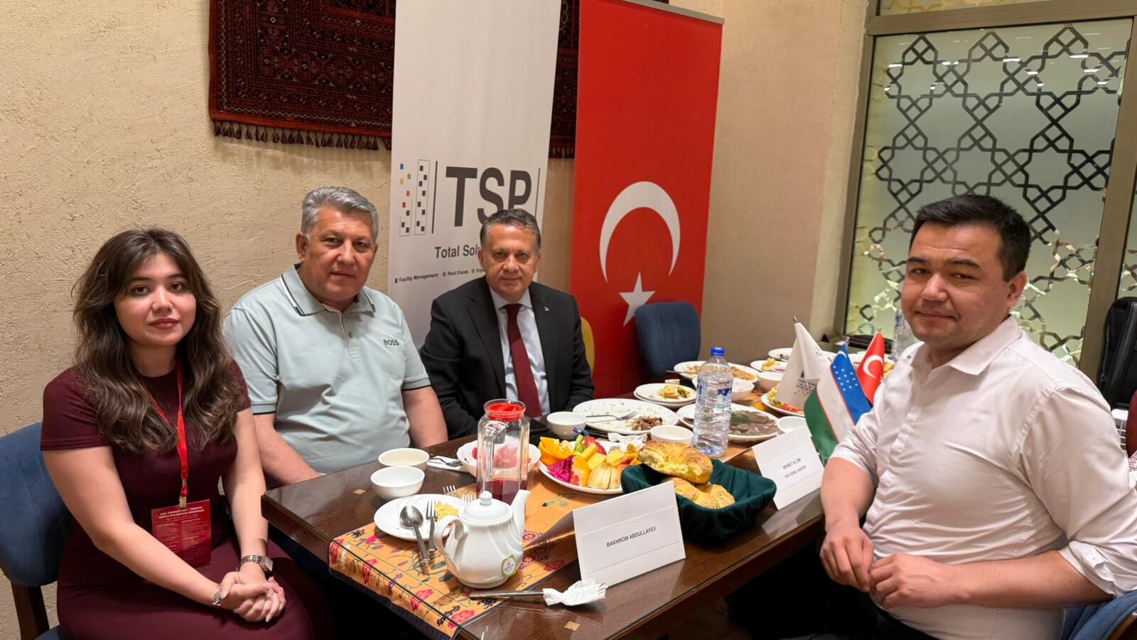 Özbeki̇stan Geleneği̇ (6)