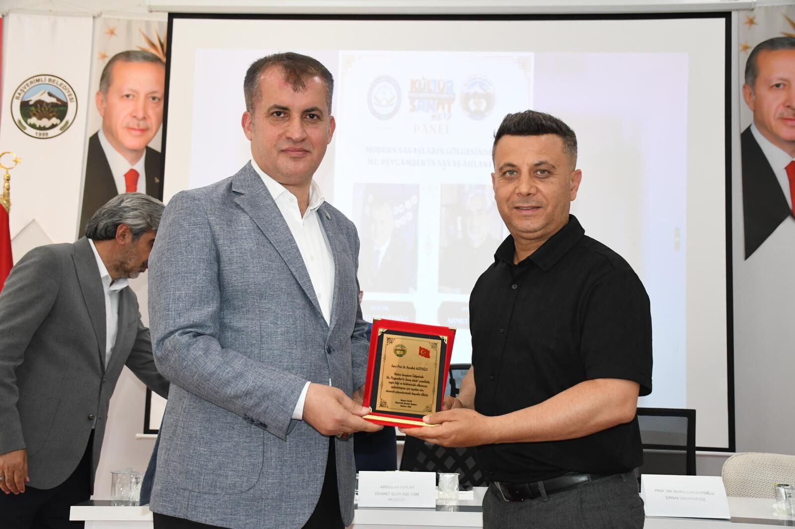 Savaş Ahlaki (2)