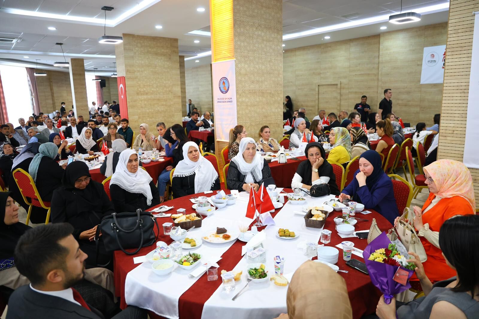 Şehi̇t Ai̇leleri̇ (3)