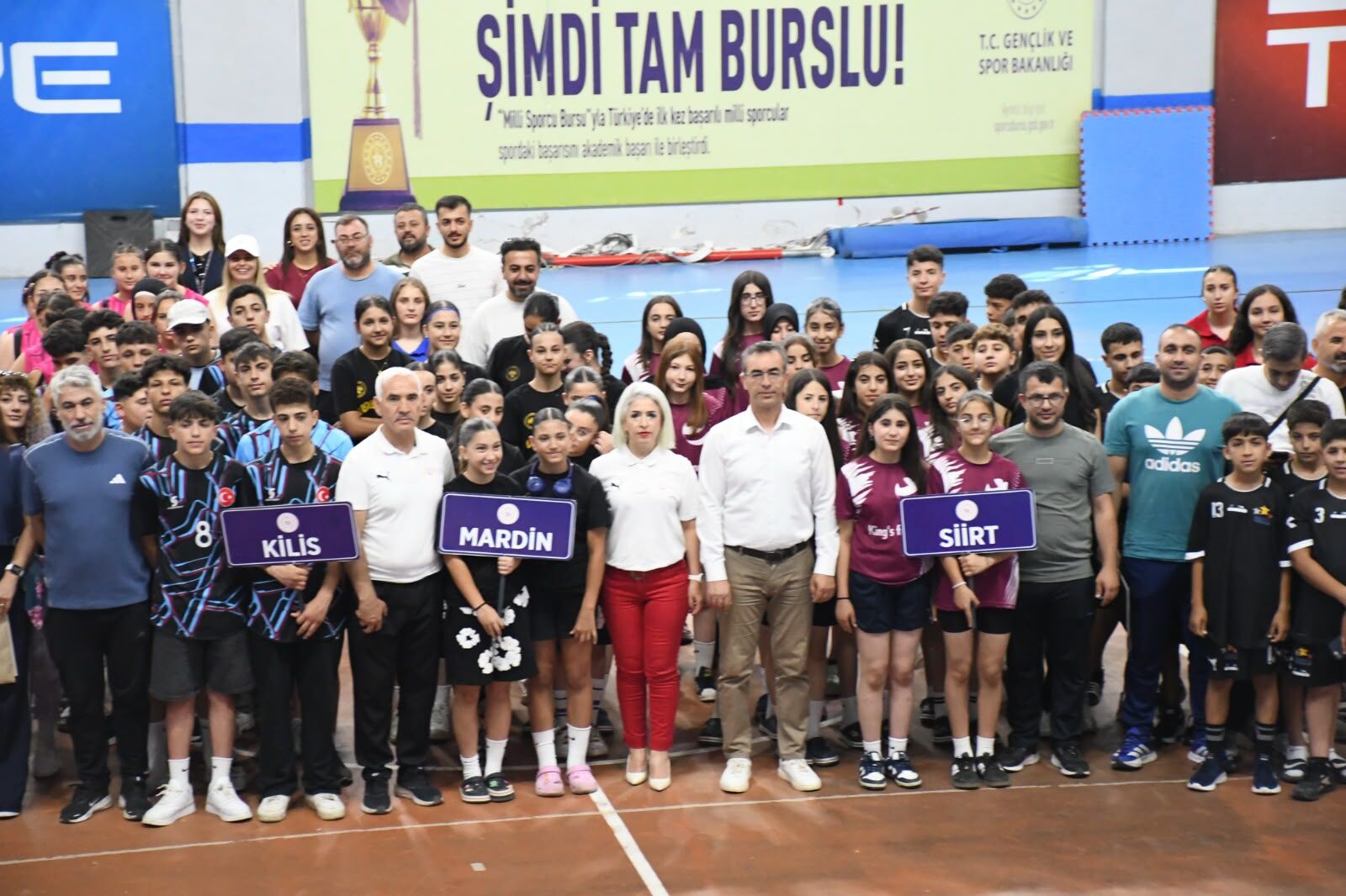 Anali̇g Başladi (1)