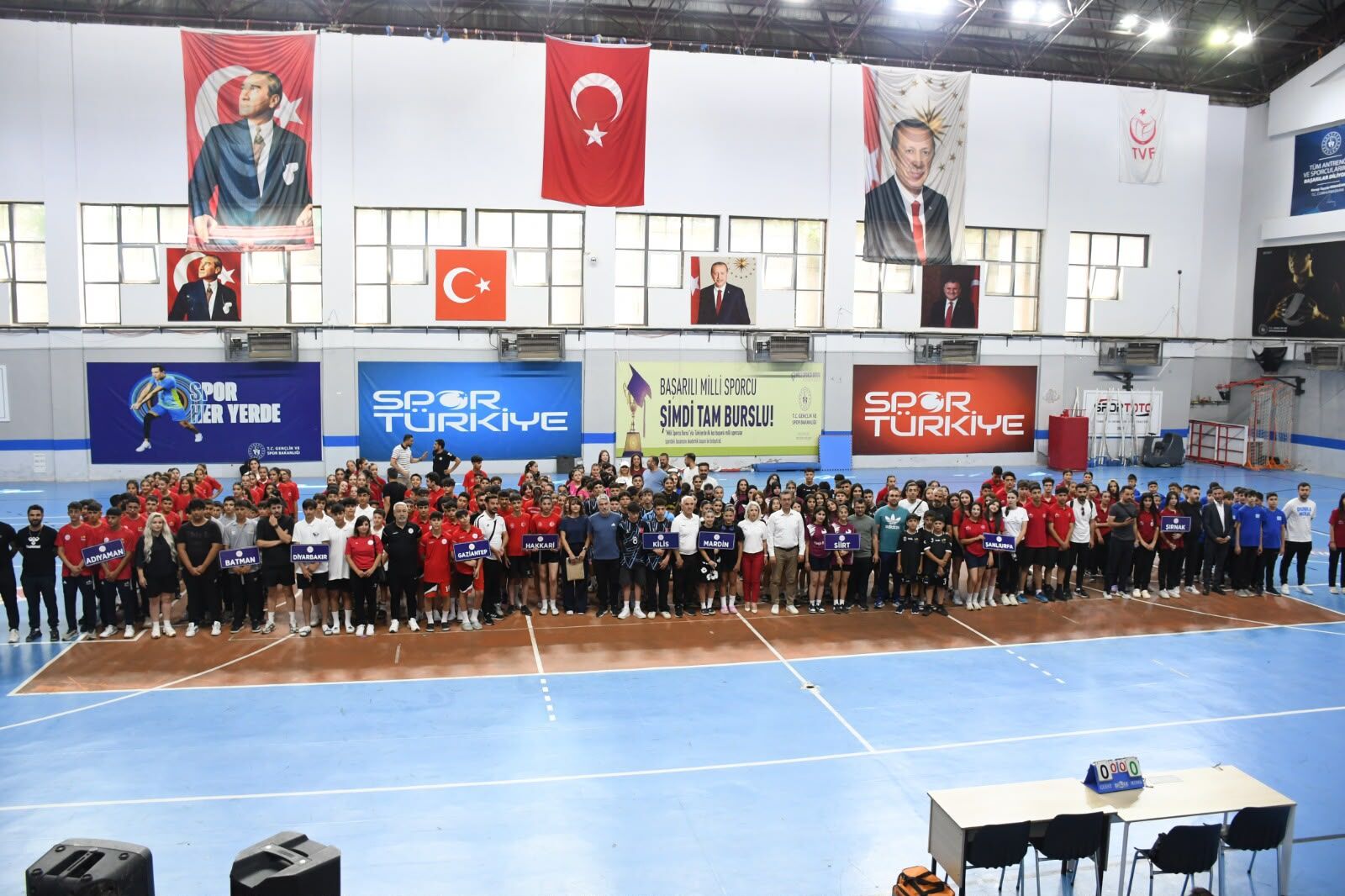 Anali̇g Başladi (2)