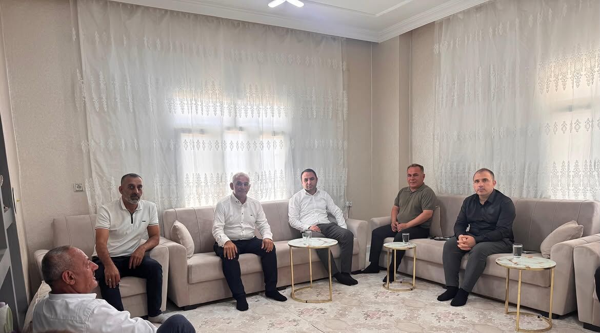 Kaymakamımız Sayın Çağlar Partal, Görümlü Beldesi’nde Ikamet Eden Şehidimiz Menduh Özdel’in Aile