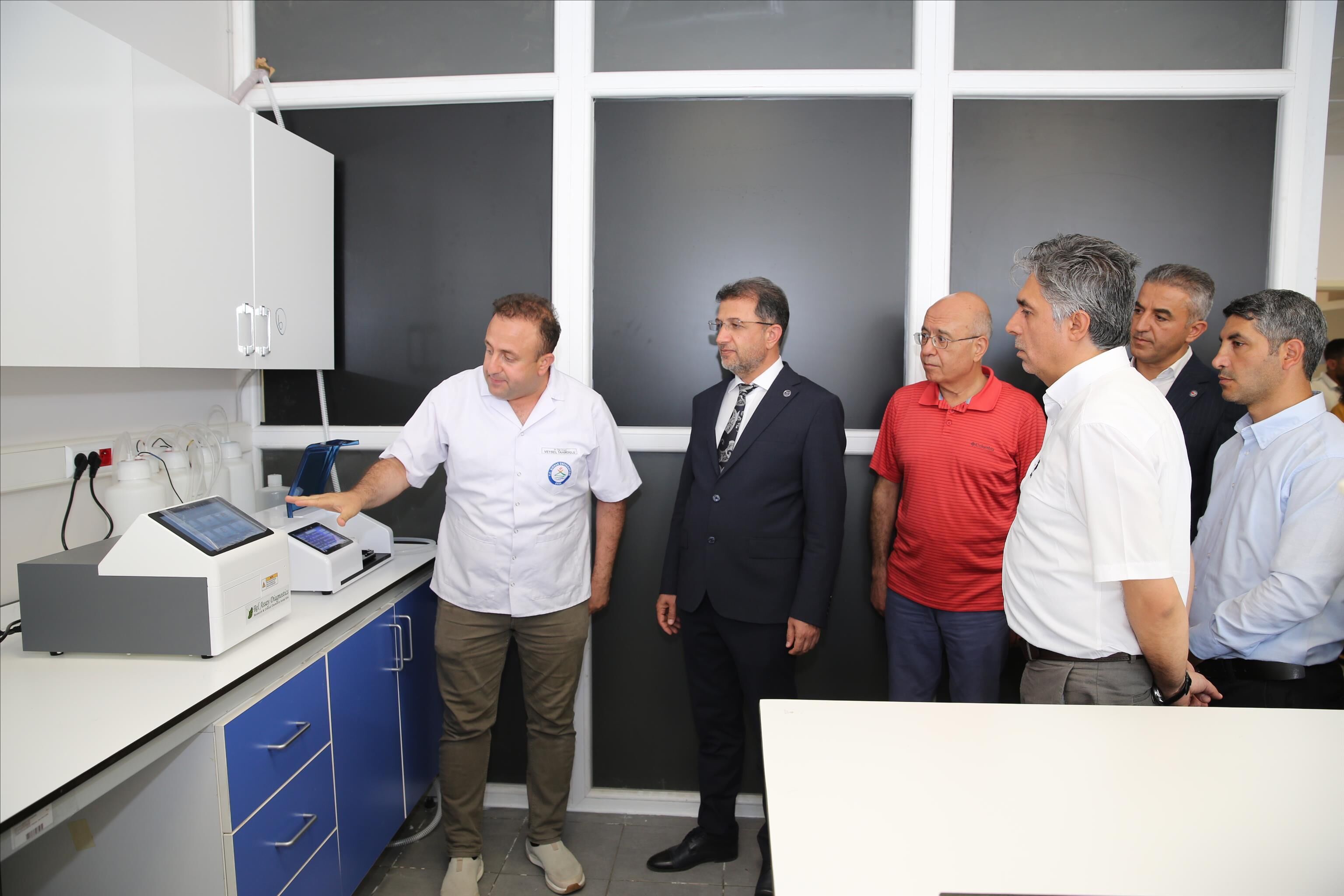 Molekuler Ve Genetik Laboratuvari Hizmete Acildi 8278Fa40 678E 4764 964F Dceb80Eb861B
