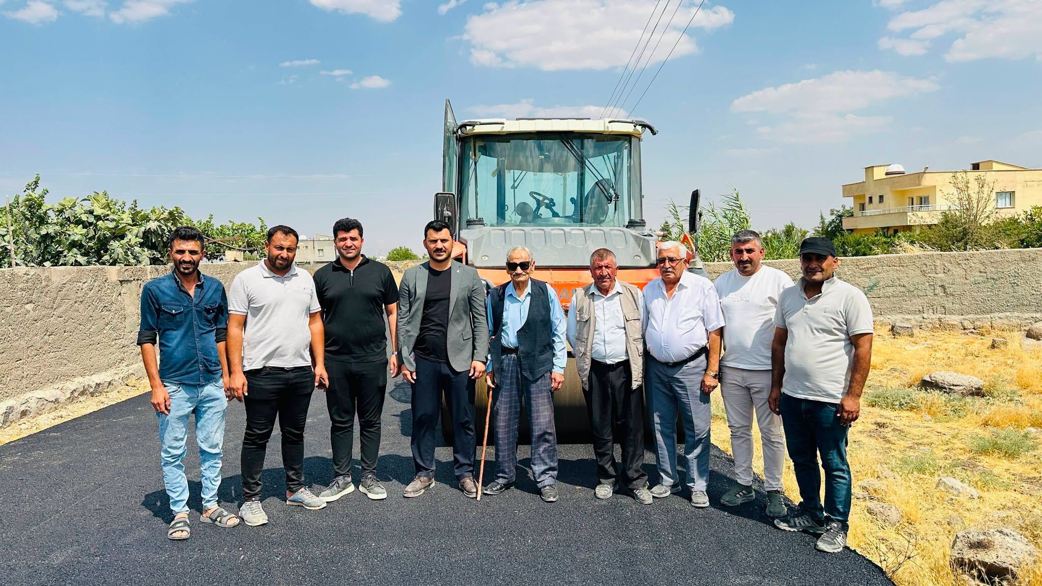 Akkparti̇ İlçe Başk6