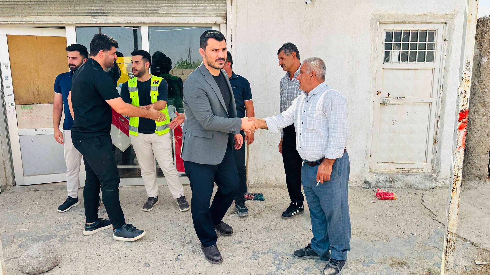 Akparti̇ İdi̇ldört