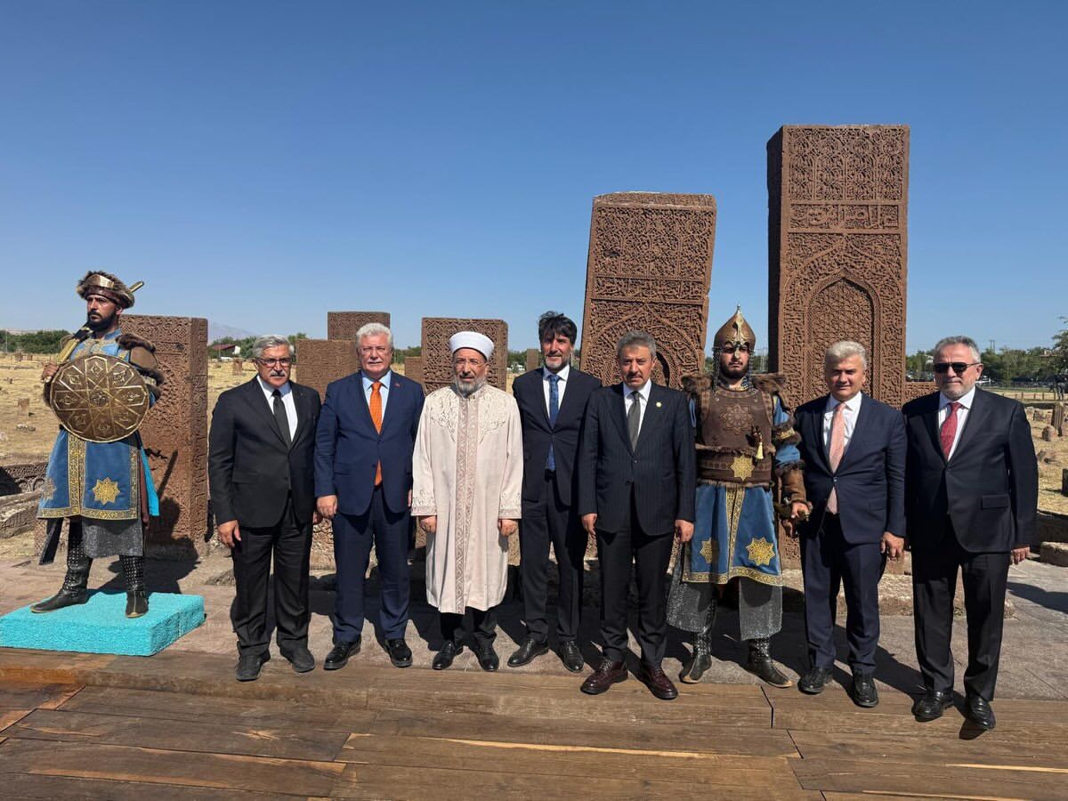 Cumhurbaşkanımız Sayın Recep Tayyip Erdoğan’ın Teşrifleriyle, Anadolu’yu Bizlere Ebedî Vatan Kıl (4)