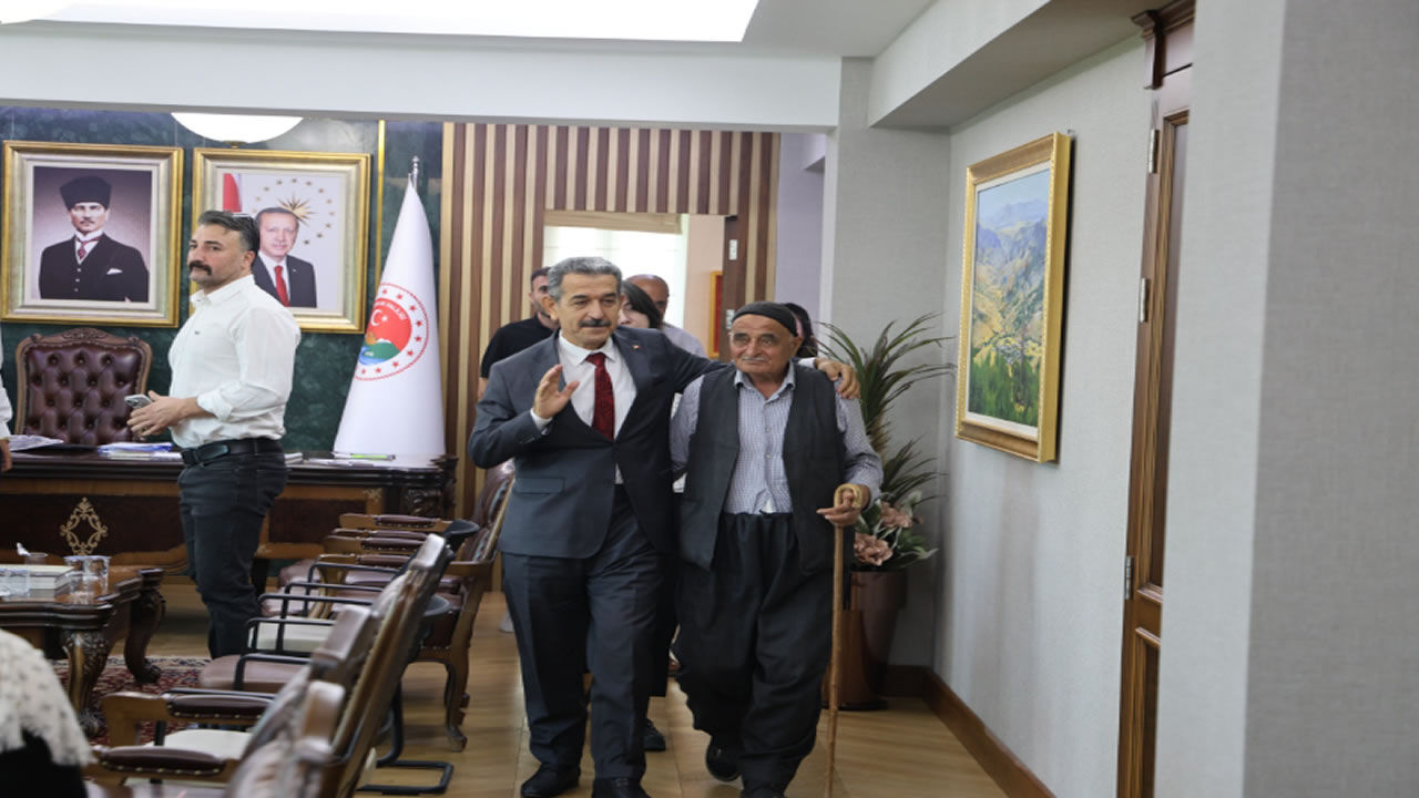 E K İ C İ Z