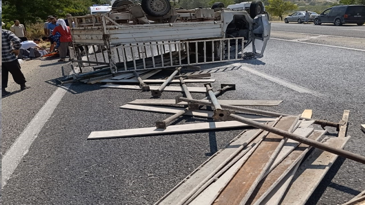 Kamyonet takla attı 2 kişi yaralandı