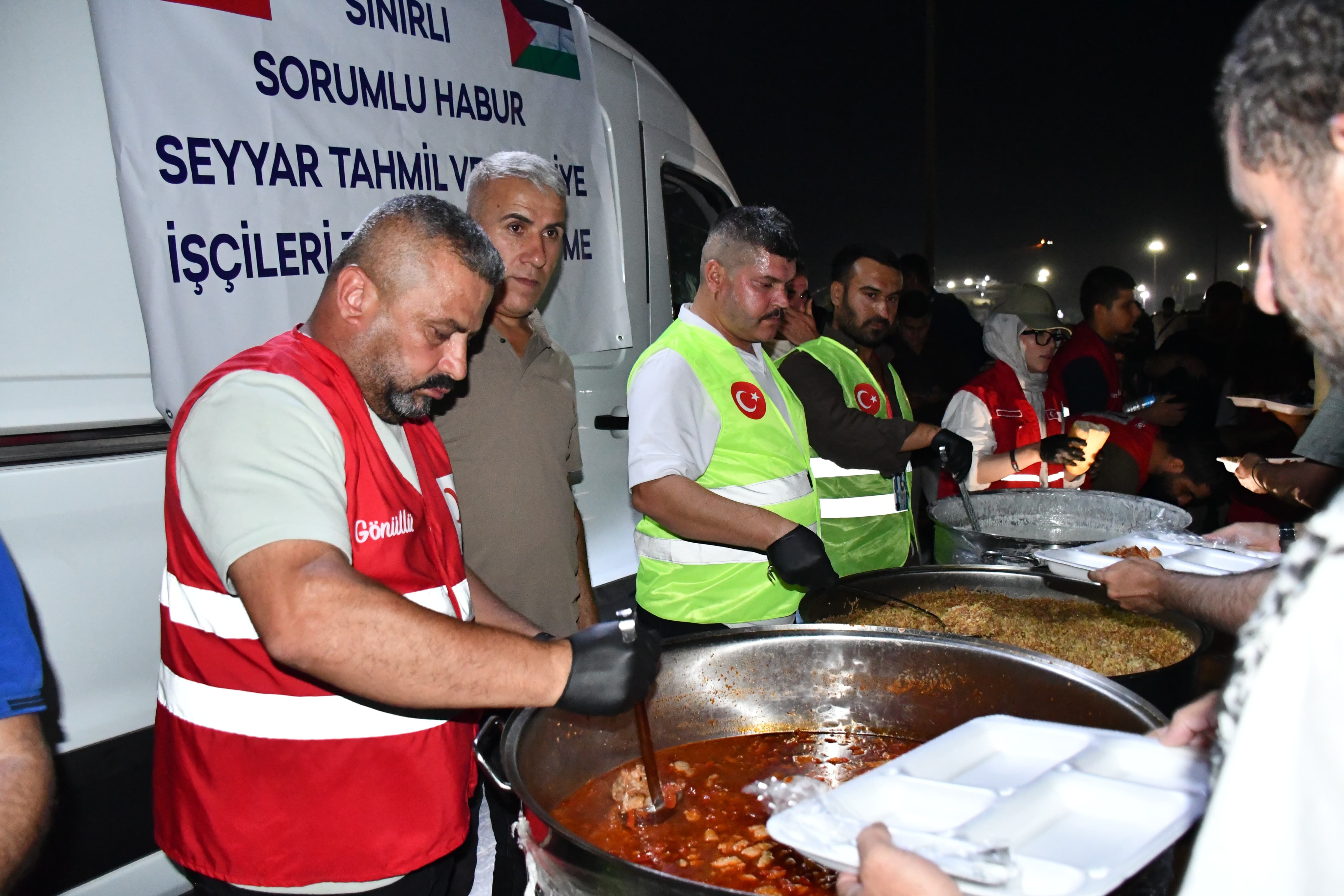 Fi̇li̇sti̇n Konvoyu Ev Sahi̇pli̇ğğ (5)