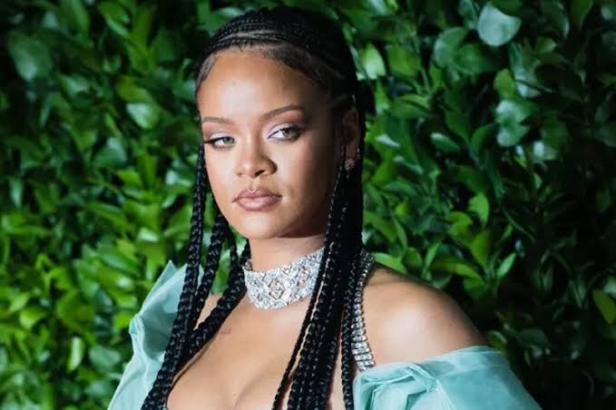 Rihanna Türkiye’de açtığı davayı kazandı