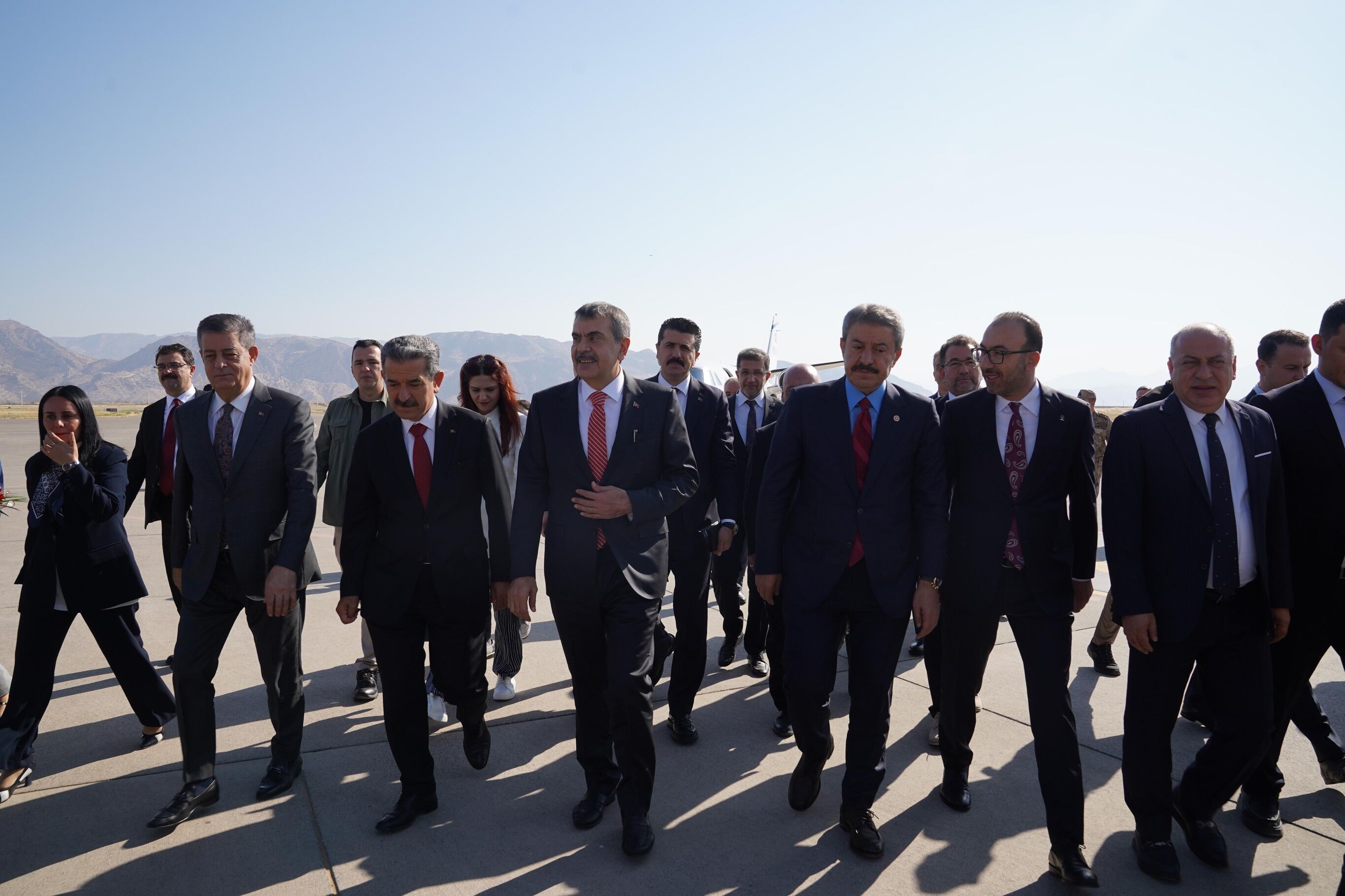 bakan ziyarte