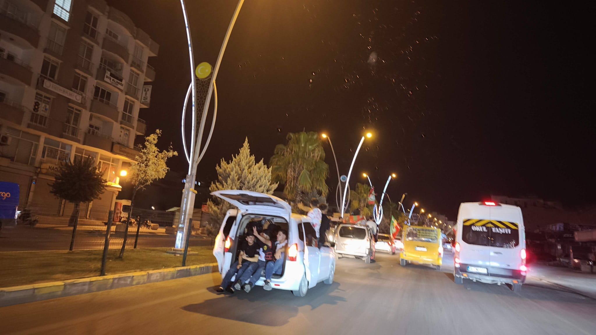 Amedspor Kutlama Si̇lopi̇ (3)